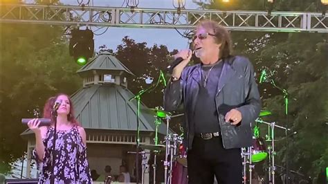 cian coey|starship featuring mickey thomas.
